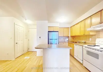 3880 Duke Of York Boulevard 1708, Mississauga, On L5b 4m7