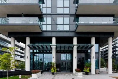39 Annie Craig Drive 701, Toronto W06, On M8v 0c5