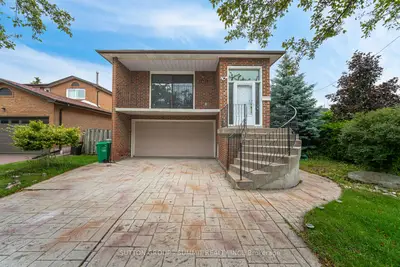 Detached in Mississauga