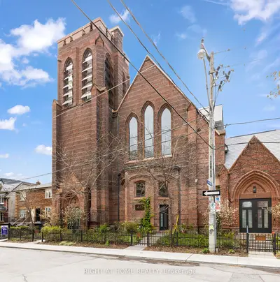 40 Westmoreland Avenue Th 16, Toronto W02, On M6h 2z7