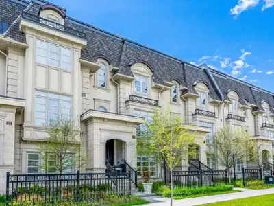 184 Dorval Drive, Oakville, On L6k 0h4