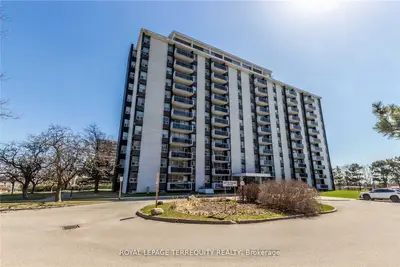 151 La Rose Avenue 601, Toronto W09, On M9p 1b3