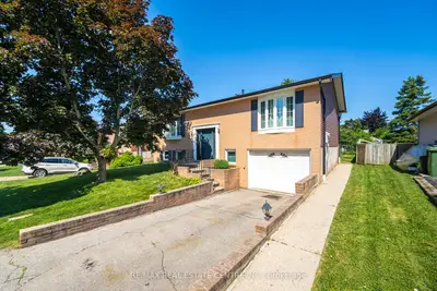 Detached in Milton