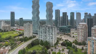 350 Webb Drive 110, Mississauga, On L5b 3w4