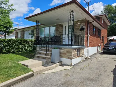 103 Laura Road E, Toronto W05, On M3n 1z8
