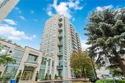 2565 Erin Centre Boulevard 908, Mississauga, On L5m 6z8