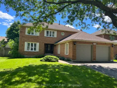 1744 Delderfield Crescent, Mississauga, On L5m 3h3