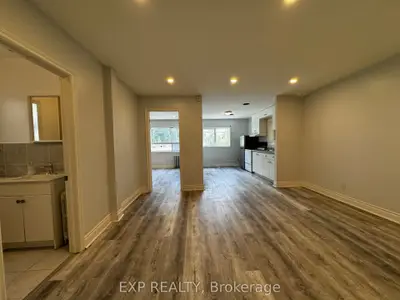 259 Lakeshore Road E 2, Mississauga, On L5g 1g8