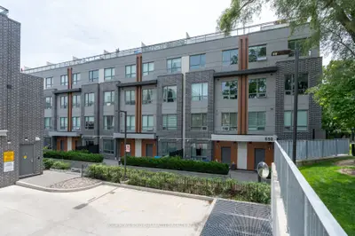 650 Atwater Avenue 21, Mississauga, On L5e 3k2