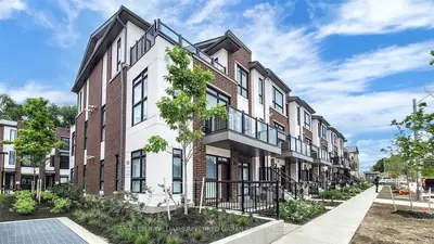 100 Canon Jackson Drive G203, Toronto W04, On M6m 0b9