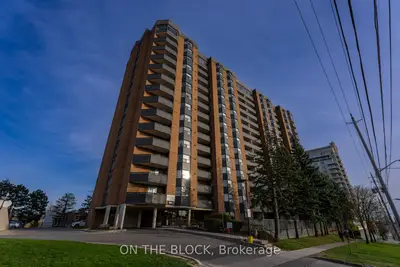 3845 Lake Shore Boulevard W 1401, Toronto W06, On M8w 4y3