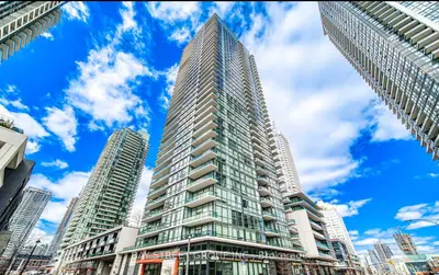 4065 Confederation Parkway 3907, Mississauga, On L5b 0l4