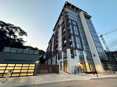 25 Neighbourhood Lane 308, Toronto W07, On M8y 0c4