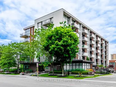 70 Port Street E 206, Mississauga, On L5g 4v8