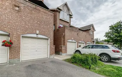 115 Bristol Road E 22, Mississauga, ON L4Z 3P7