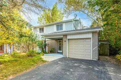 19 Cambridge Avenue, Orangeville, On L9w 3l9
