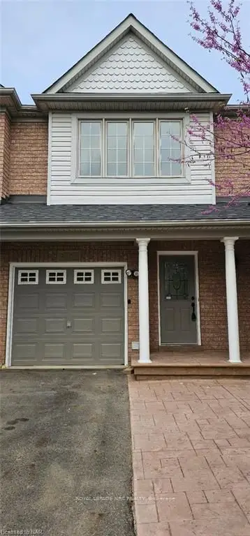 3266 FLAGSTONE Drive, Mississauga, ON L5M 7T8