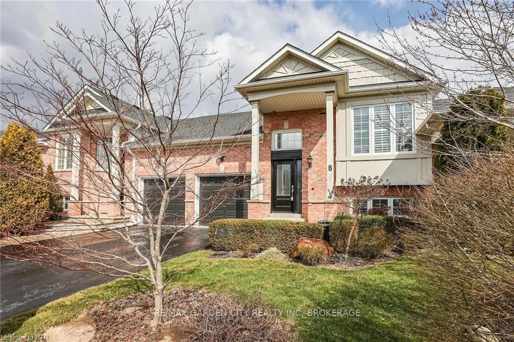 2243 Turnberry Road 8, Burlington, On L7m 4y4