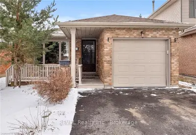 32 PHEASANT Court, Orangeville, ON L9W 4J9
