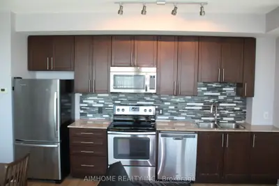 3985 Grand Park Drive 505, Mississauga, On L5b 0h8