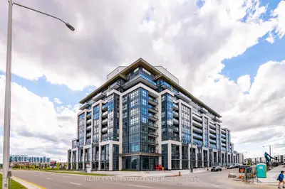 Condo Apartment in Oakville