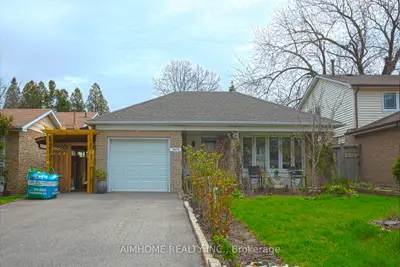 3370 Martins Pine Crescent, Mississauga, On L5l 1g4