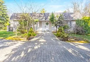 2 Friars Lane, Toronto W08, On M9a 1t7