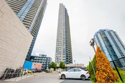 36 Park Lawn Road 1907, Toronto W06, On M8v 0e5