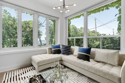 1542 King Street W 1, Toronto W01, On M6k 1j6