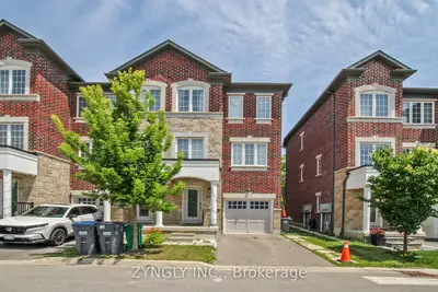 Condo Townhouse in Brampton