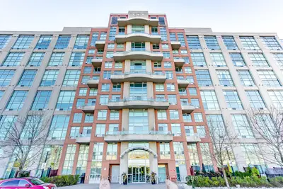 200 Manitoba Street 317, Toronto W06, On M8y 3y9