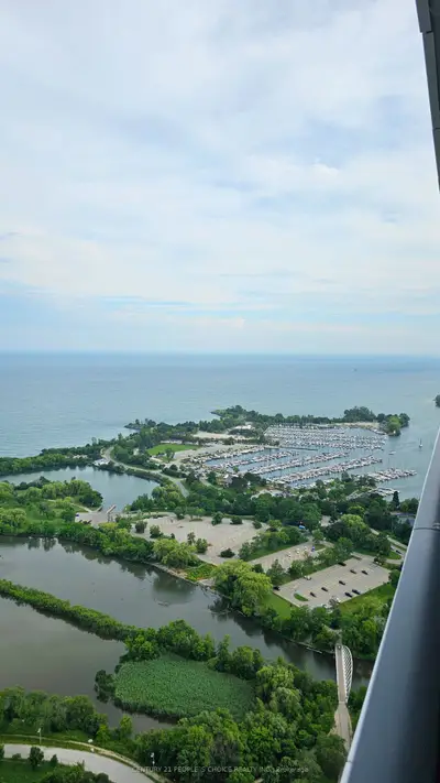 30 Shore Breeze Drive 4714, Toronto W06, On M8v 0j1