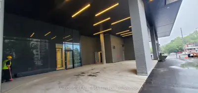 86 Dundas Street E 1013, Mississauga, On L5a 1w4