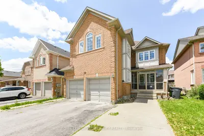 Detached in Brampton