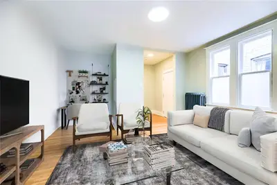 3085 Dundas Street W Unit 3, Toronto W02, On M6p 1z9