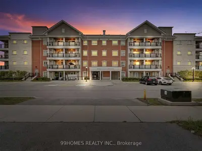 Condo Apartment in Brampton