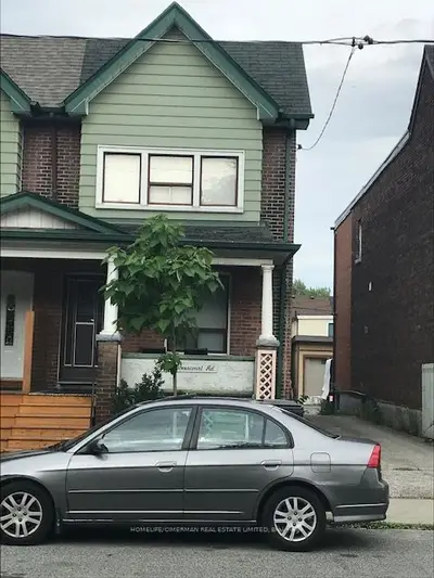 1031 Dovercourt Road, Toronto W02, On M6h 2x7