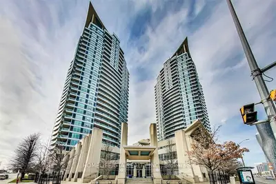 33 Elm Drive 1305, Mississauga, On L5b 4m2