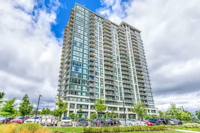 349 Rathburn Road W 203, Mississauga, On L5b 0g9