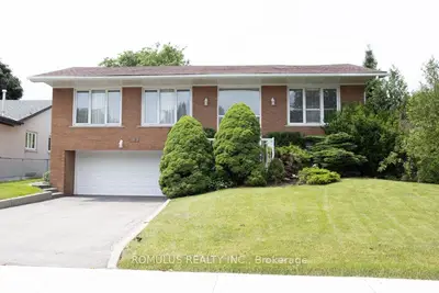 3638 Golden Orchard Drive, Mississauga, On L4y 3j1