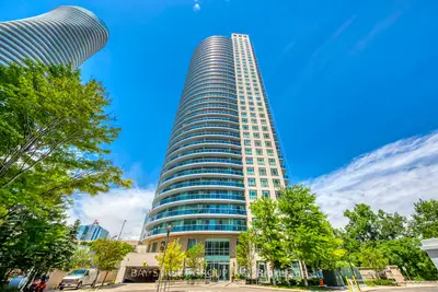 80 Absolute Avenue 1405, Mississauga, On L4z 0a5