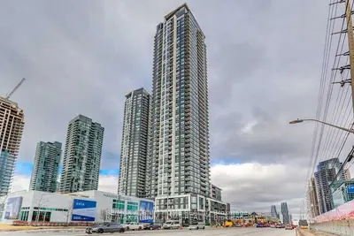 4011 Brickstone Mews 501, Mississauga, On L5b 0j7