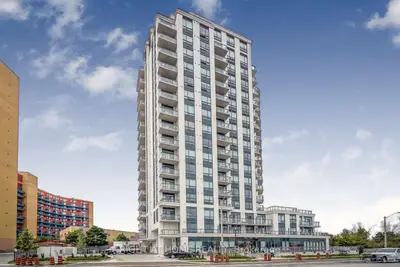 840 Queens Plate Drive 1402, Toronto W10, On M9w 0e7
