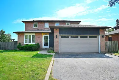 310 Slade Crescent, Oakville, On L6k 3r4