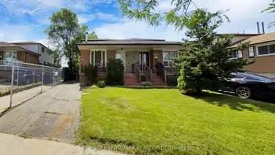 3412 Clara Drive, Mississauga, On L4t 2c7