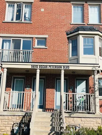 5615 Oscar Peterson Boulevard 5, Mississauga, On L5m 0t2