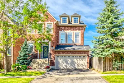 2326 Baronwood Drive, Oakville, On L6m 4z5