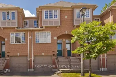5030 Heatherleigh Avenue 176, Mississauga, On L5v 2g7