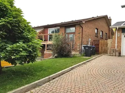 Semi-Detached in Brampton