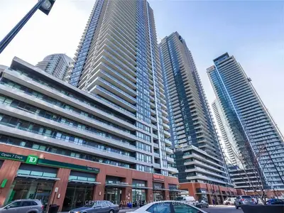 2212 Lake Shore Boulevard 611, Toronto W06, On M8v 1a4